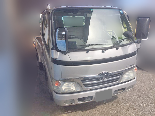 トヨタダイナ平ボディ小型（2t・3t）[写真04]