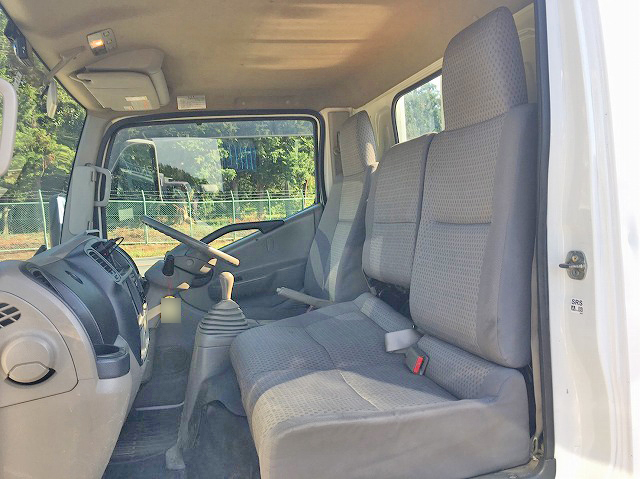 日産アトラス平ボディ小型（2t・3t）[写真25]