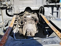 いすゞギガシャーシ大型（10t）[写真18]