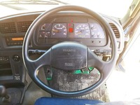 いすゞギガシャーシ大型（10t）[写真32]