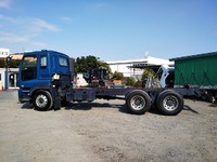 いすゞギガシャーシ大型（10t）[写真05]