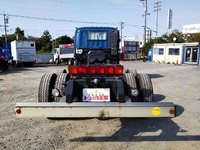 いすゞギガシャーシ大型（10t）[写真09]