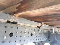 三菱ふそうキャンター平ボディ小型（2t・3t）[写真16]