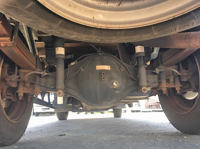 三菱ふそうキャンター平ボディ小型（2t・3t）[写真19]