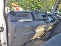 三菱ふそうキャンター平ボディ小型（2t・3t）[写真27]