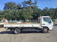 三菱ふそうキャンター平ボディ小型（2t・3t）[写真05]