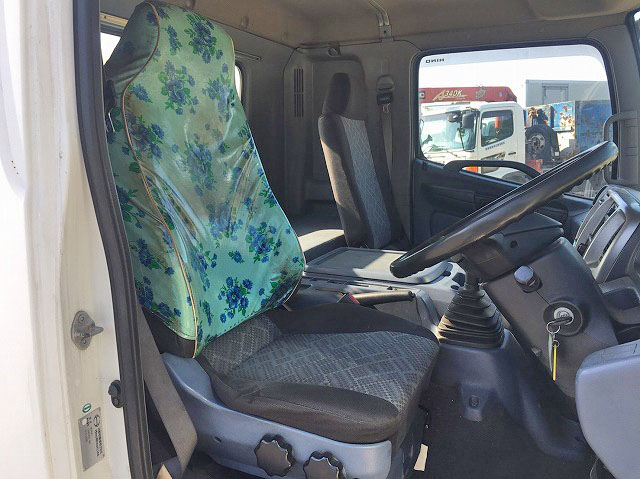 日野レンジャーセーフティローダー中型（4t）[写真28]