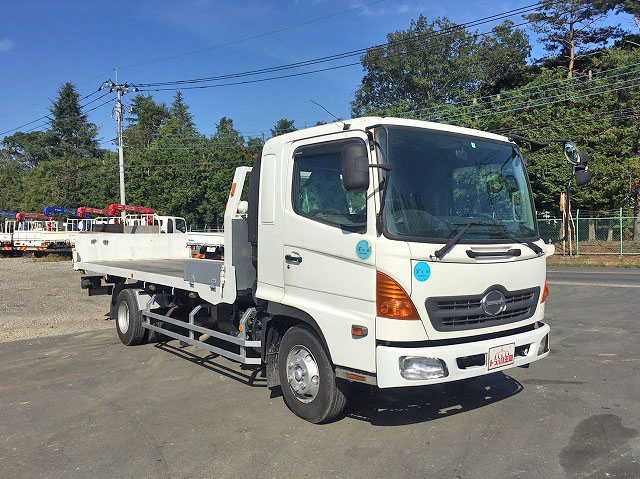 日野レンジャーセーフティローダー中型（4t）[写真03]