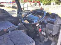 いすゞエルフ平ボディ小型（2t・3t）[写真32]