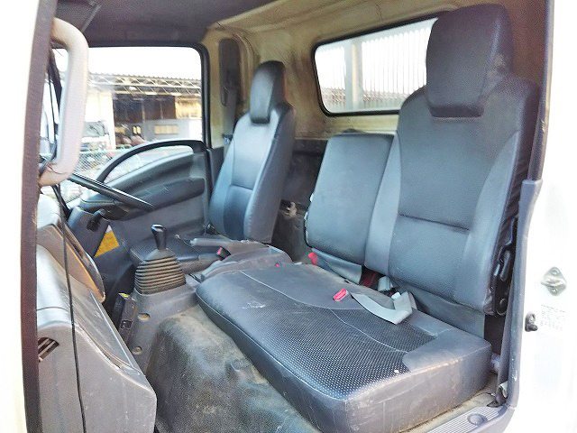 マツダタイタンダンプ小型（2t・3t）[写真32]