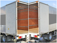 いすゞエルフパネルバン小型（2t・3t）[写真11]