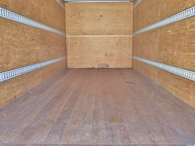 いすゞエルフパネルバン小型（2t・3t）[写真15]