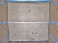 いすゞエルフパネルバン小型（2t・3t）[写真16]