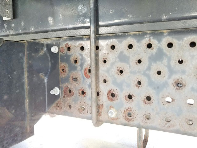 いすゞエルフパネルバン小型（2t・3t）[写真24]