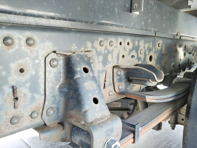 いすゞエルフパネルバン小型（2t・3t）[写真25]