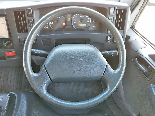 いすゞエルフパネルバン小型（2t・3t）[写真34]