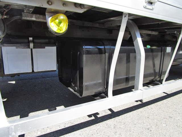 UDトラックスコンドルアルミウイング中型（4t）[写真20]