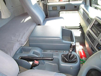 UDトラックスコンドルアルミウイング中型（4t）[写真36]