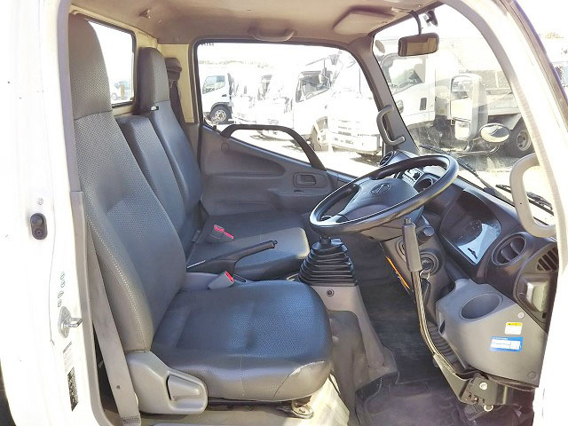 日野デュトロ高所作業車小型（2t・3t）[写真33]