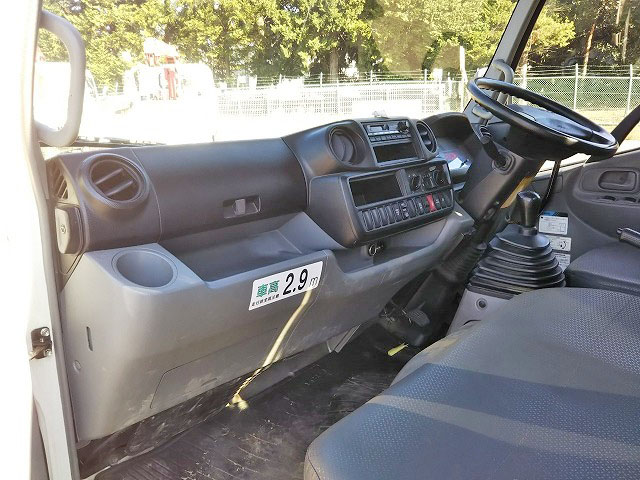 日野デュトロ高所作業車小型（2t・3t）[写真36]