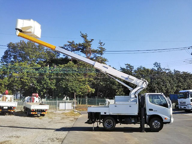 日野デュトロ高所作業車小型（2t・3t）[写真08]