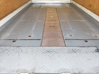 いすゞエルフアルミバン小型（2t・3t）[写真11]