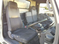 いすゞエルフアルミバン小型（2t・3t）[写真27]