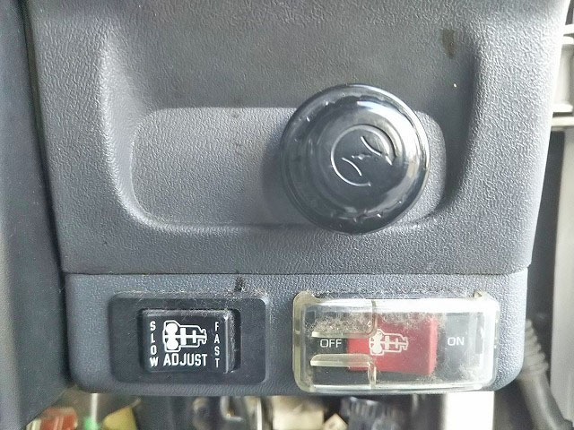 いすゞエルフアルミバン小型（2t・3t）[写真33]