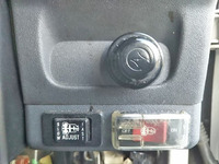 いすゞエルフアルミバン小型（2t・3t）[写真33]