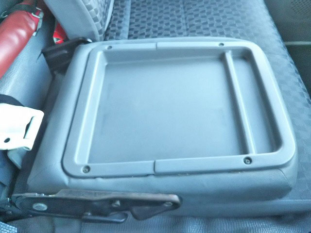 いすゞエルフアルミバン小型（2t・3t）[写真34]