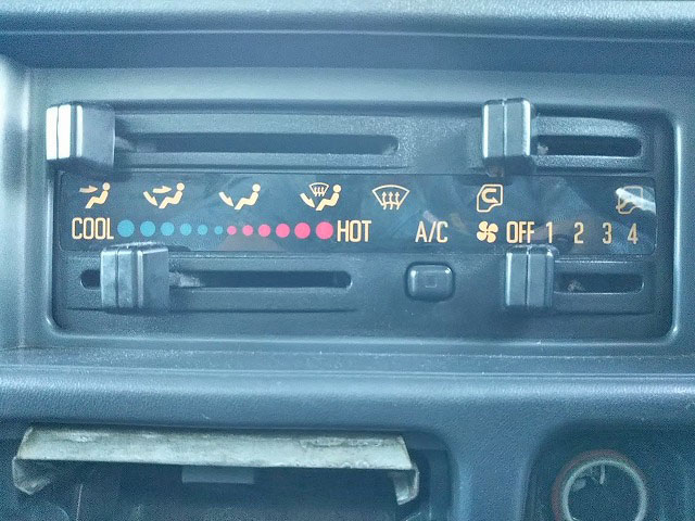 いすゞエルフアルミバン小型（2t・3t）[写真37]