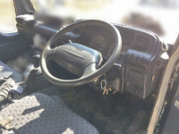 マツダタイタン平ボディ小型（2t・3t）[写真13]