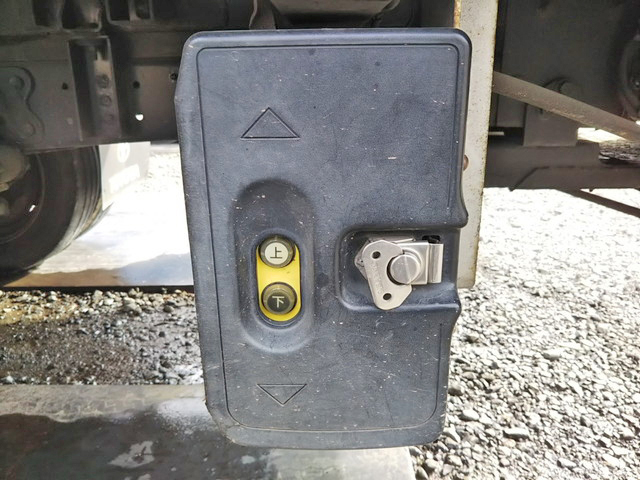 トヨタダイナパネルバン小型（2t・3t）[写真19]