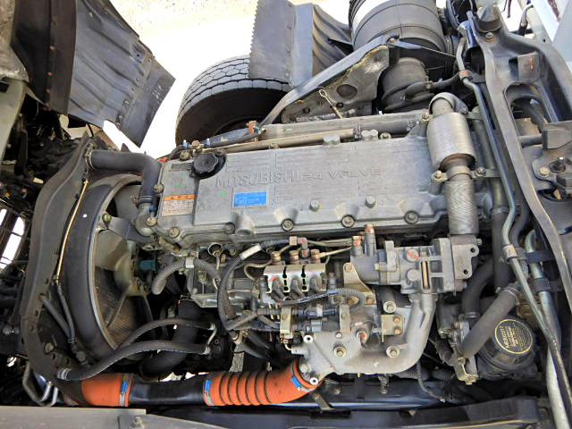 三菱ふそうファイター平ボディ増トン（6t・8t）[写真10]