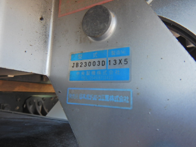 三菱ふそうファイター平ボディ増トン（6t・8t）[写真24]