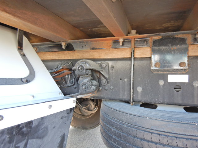 三菱ふそうファイター平ボディ増トン（6t・8t）[写真27]