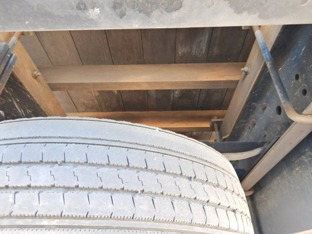 三菱ふそうファイター平ボディ増トン（6t・8t）[写真30]