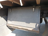 三菱ふそうファイター平ボディ増トン（6t・8t）[写真31]