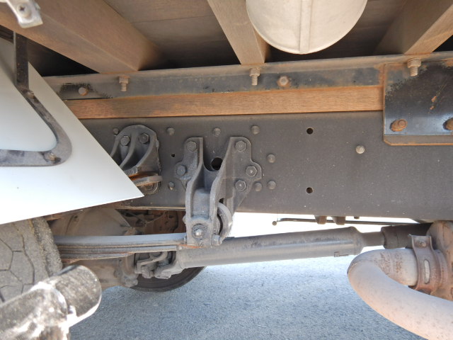 三菱ふそうファイター平ボディ増トン（6t・8t）[写真33]