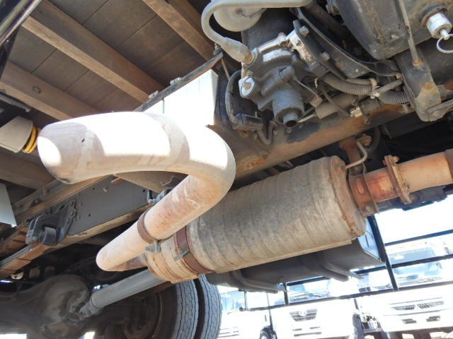 三菱ふそうファイター平ボディ増トン（6t・8t）[写真39]