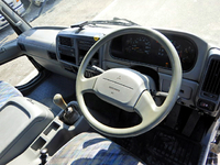 三菱ふそうファイター平ボディ増トン（6t・8t）[写真03]