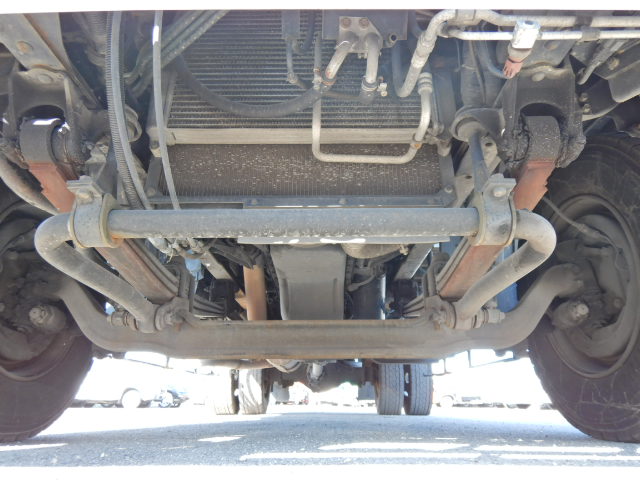 三菱ふそうファイター平ボディ増トン（6t・8t）[写真40]