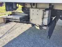 いすゞフォワード冷凍車（冷蔵車）中型（4t）[写真10]