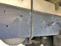 いすゞフォワード冷凍車（冷蔵車）中型（4t）[写真17]