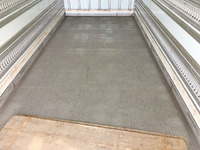 いすゞフォワード冷凍車（冷蔵車）中型（4t）[写真09]