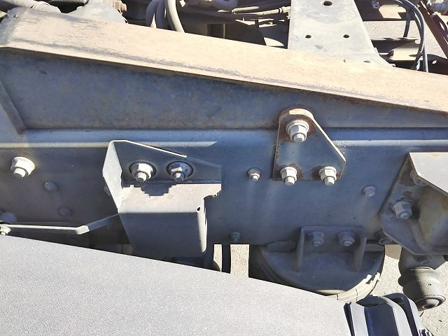 三菱ふそうスーパーグレートトレーラーヘッド（トラクターヘッド）大型（10t）[写真16]