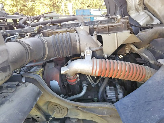 三菱ふそうスーパーグレートトレーラーヘッド（トラクターヘッド）大型（10t）[写真24]