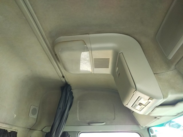 三菱ふそうスーパーグレートトレーラーヘッド（トラクターヘッド）大型（10t）[写真34]