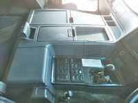 三菱ふそうスーパーグレートトレーラーヘッド（トラクターヘッド）大型（10t）[写真37]