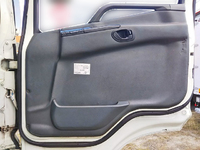 三菱ふそうスーパーグレートアルミウイング大型（10t）[写真25]